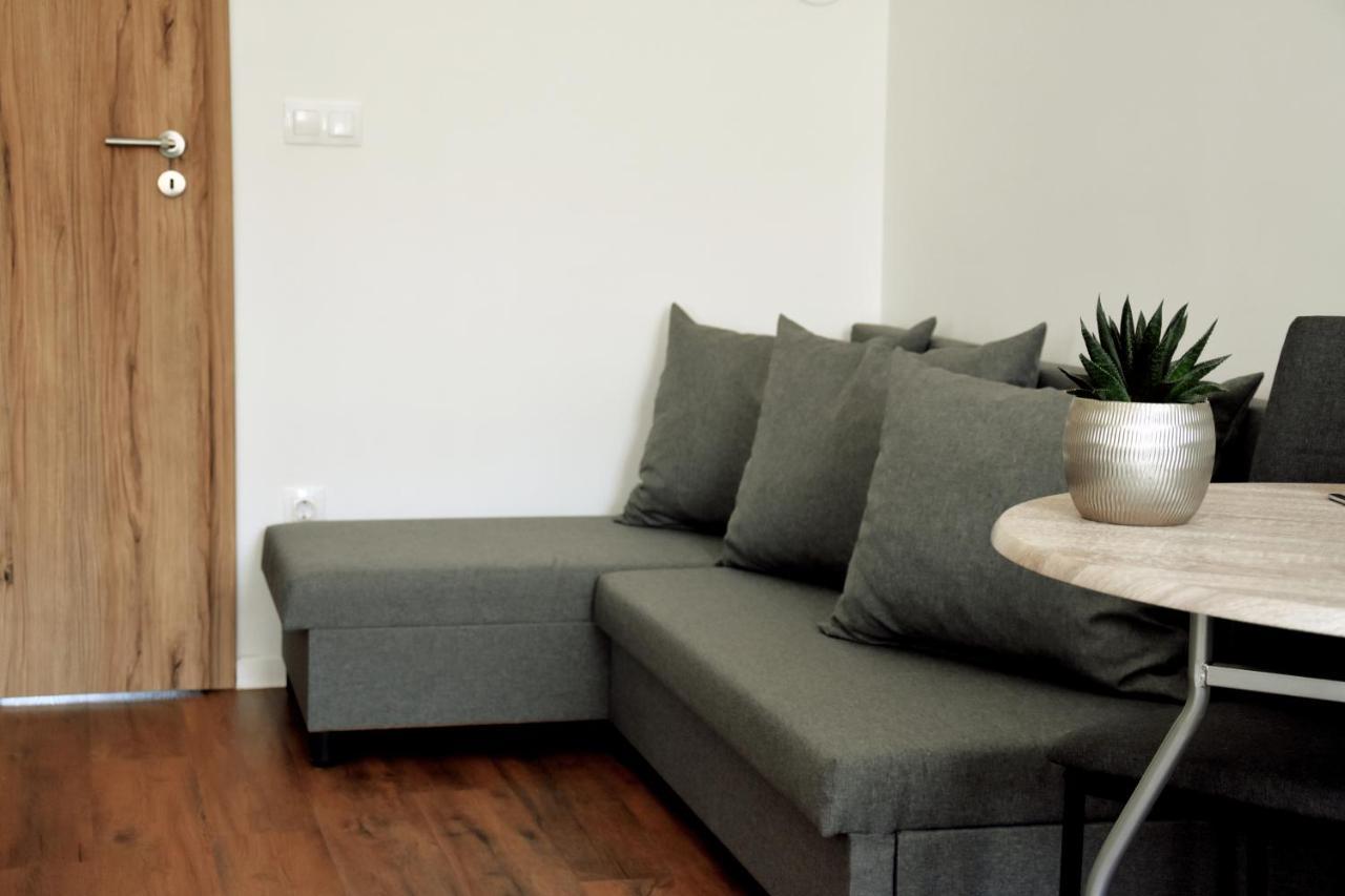 A12 Home ชาร์วาร์ ภายนอก รูปภาพ