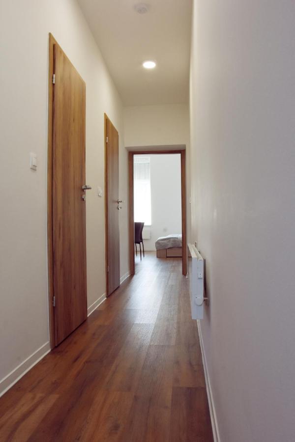 A12 Home ชาร์วาร์ ภายนอก รูปภาพ